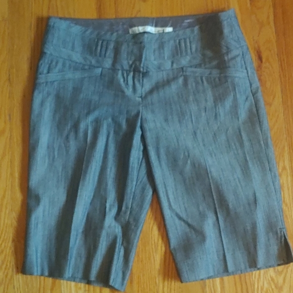 VEUC Grey Summer Suit - Blazer and Bermuda - Picture 4 of 5